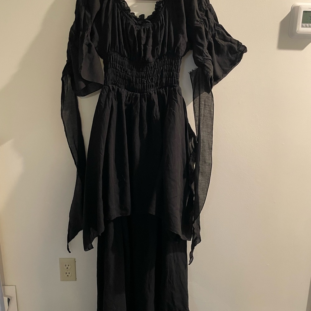 Elegant Black Maxi Dress